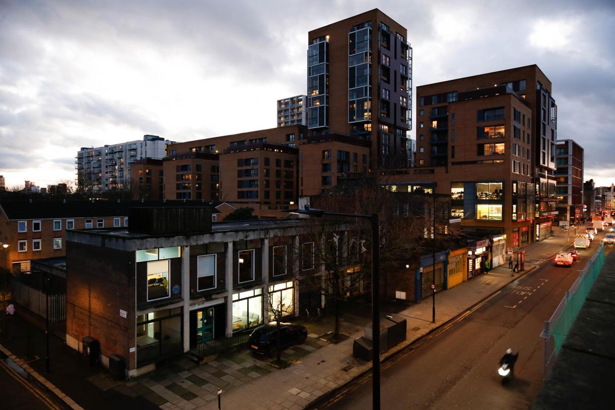 New Luxury Apartments In Central Location Next To Shops, Cafes, Bars & Metro ลอนดอน ภายนอก รูปภาพ